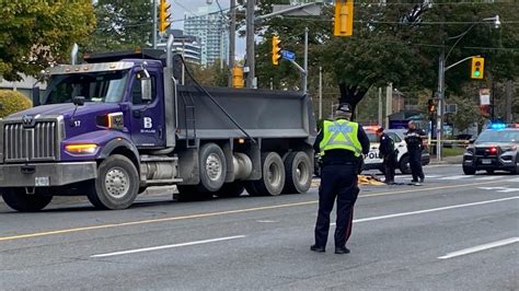 Pedestrian dead after being hit by vehicle, Toronto police say